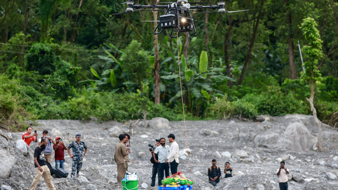 China’s drone supremacy shows in airlifting bodies and food after Nepal flood disaster