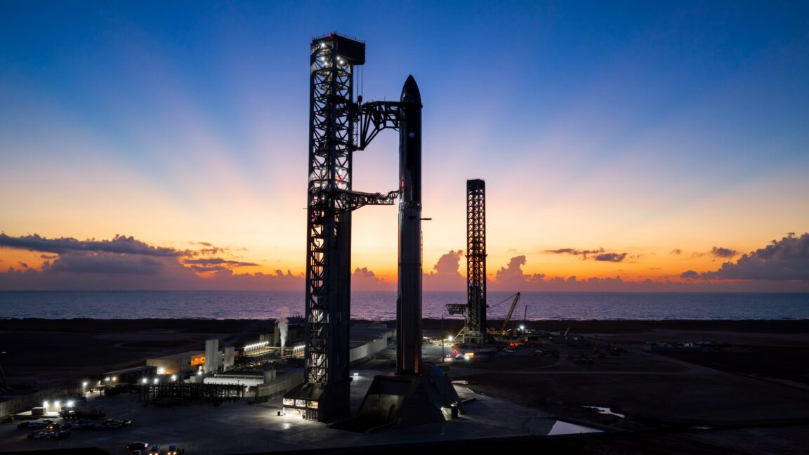 Latest estimate for Starship launches required to support a Moon landing? 22.